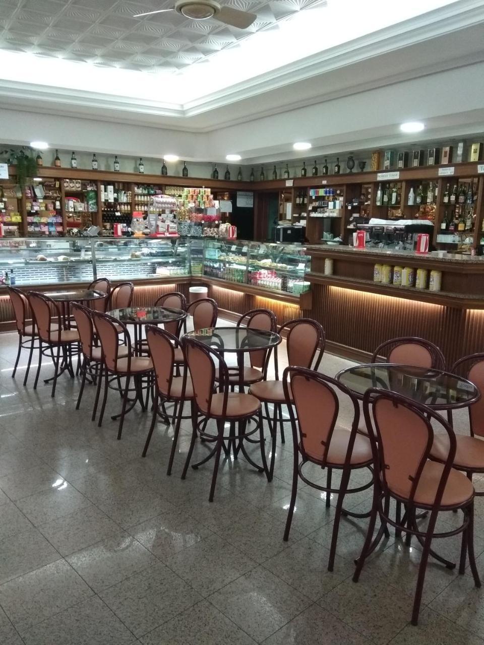 Residencial Real - Antiga Rosas Bed & Breakfast Vila Real Luaran gambar